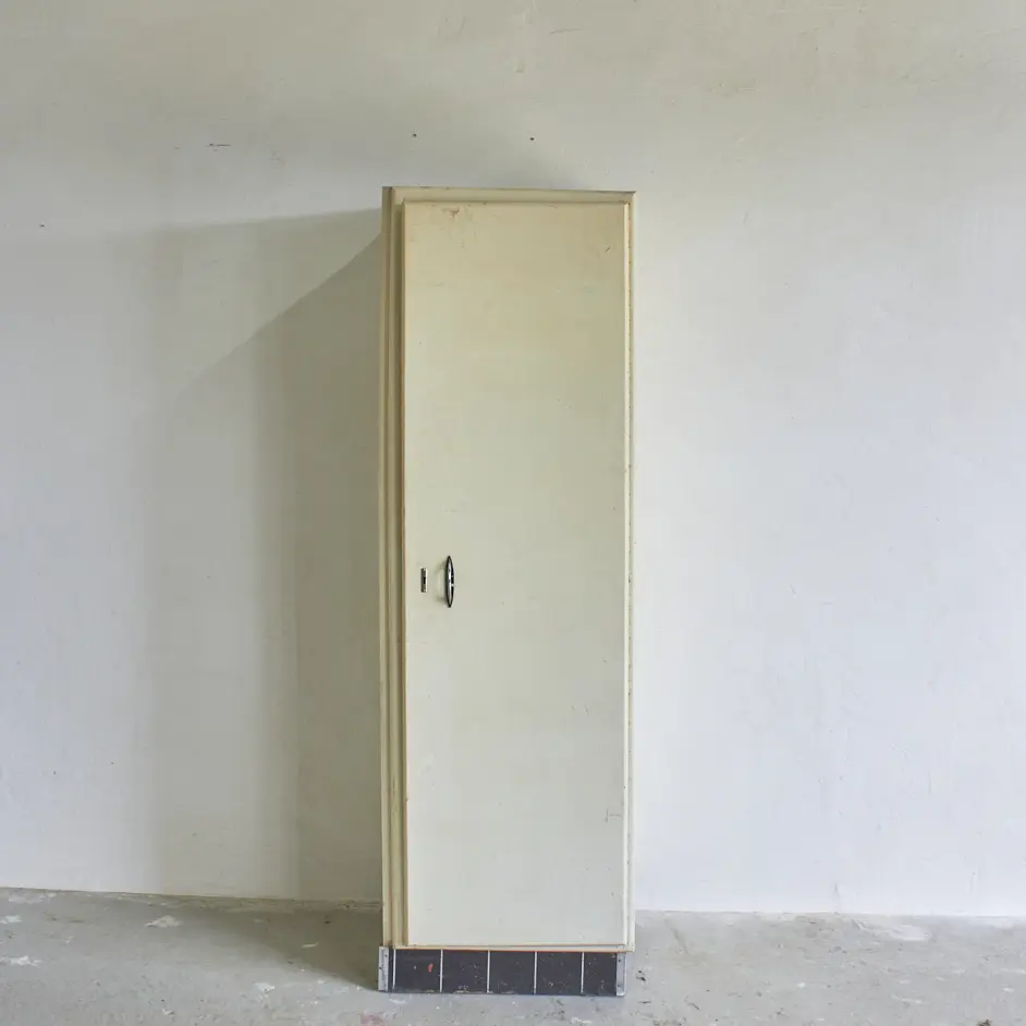 10996-Retro-kast-met-1-deur-Firma-Zoethout-00.jpg