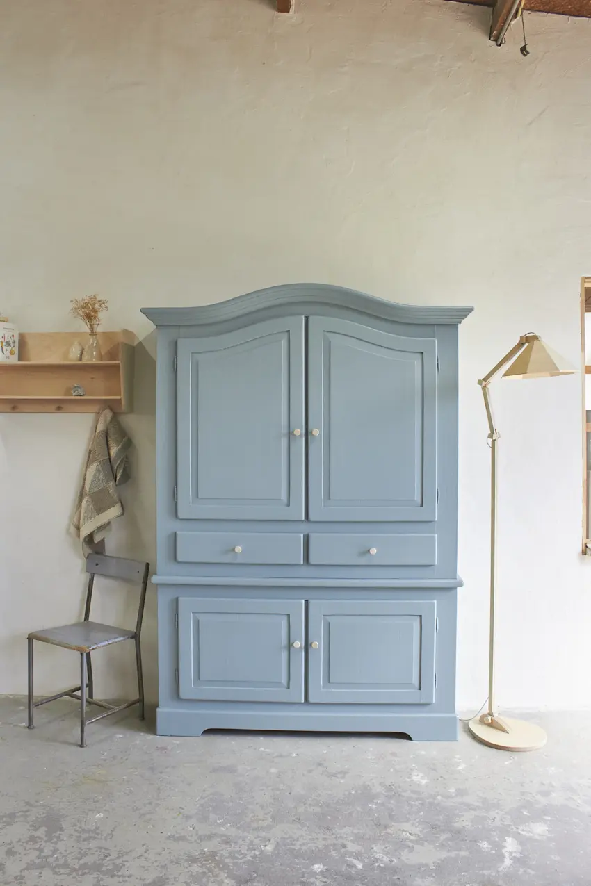 11006---Vintage-eiken-buffetkast-in-de-kleur-Kust---Firma-Zoethout-01