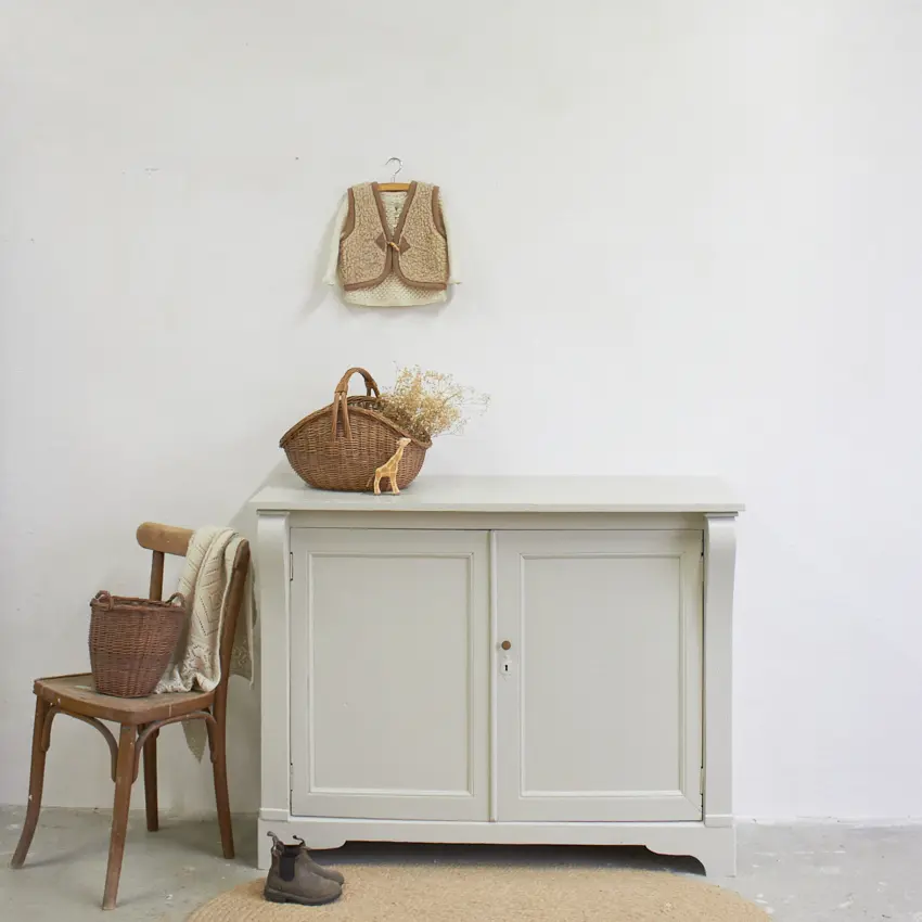 2597-Vintage-commode-in-Linnen-kleur-Firma-Zoethout-00