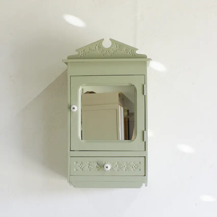 6268--vintage-groen-hangkastje--00