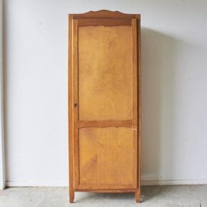 vintage sierlijke eendeurs kast