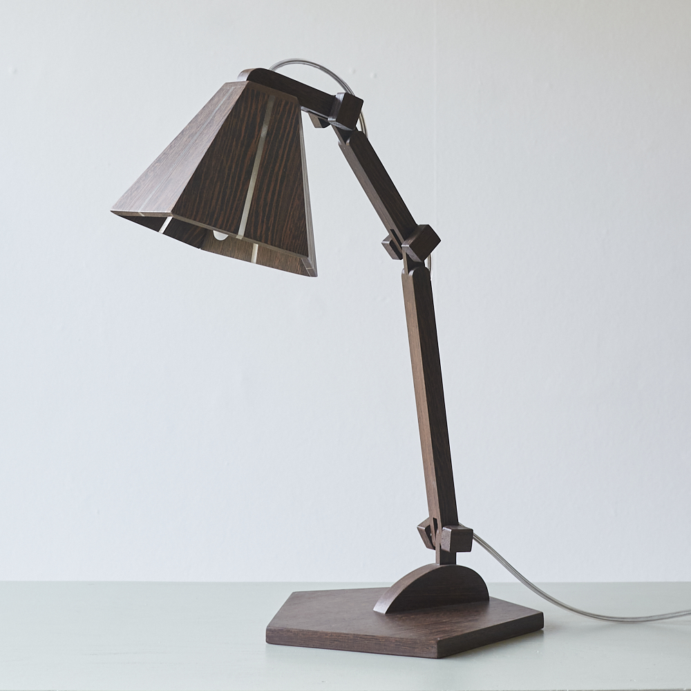 HW9089 - Wenge Henks wood tafel lamp - Firma Zoethout