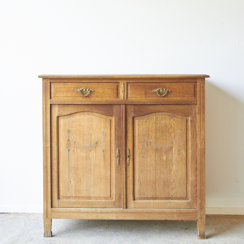 2495-Vintage-commode-sierlijk-pootje-Firma-Zoethout