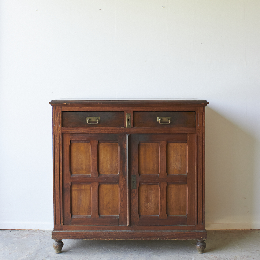 2499-Vintage-commode-met-paneeldeuren-Firma-Zoethout