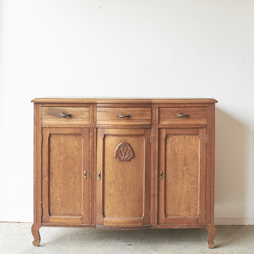 vintage commode met drie deurtjes