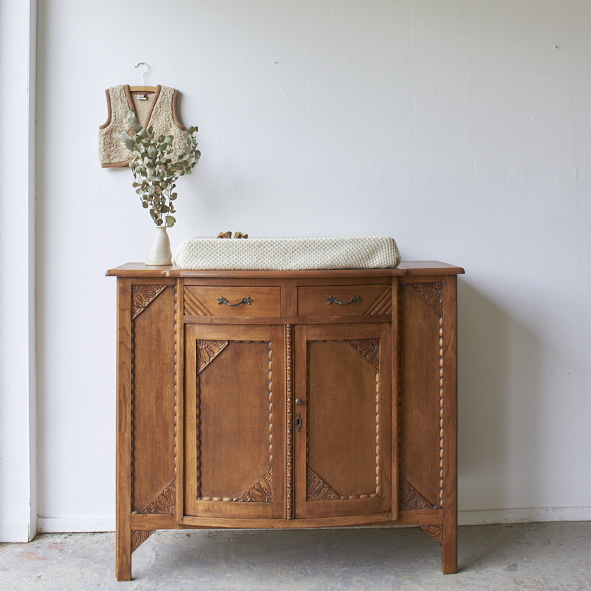 2562-1-Prachtige-vintage-commode-in-orginele-hout-kleur-Firma-Zoethout-0