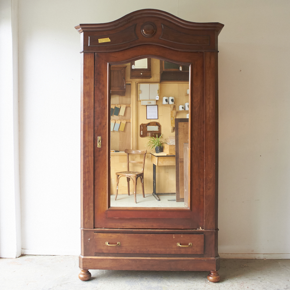 10926-Demontabele-kast-met-1-spiegeldeur-Firma-Zoethout-00