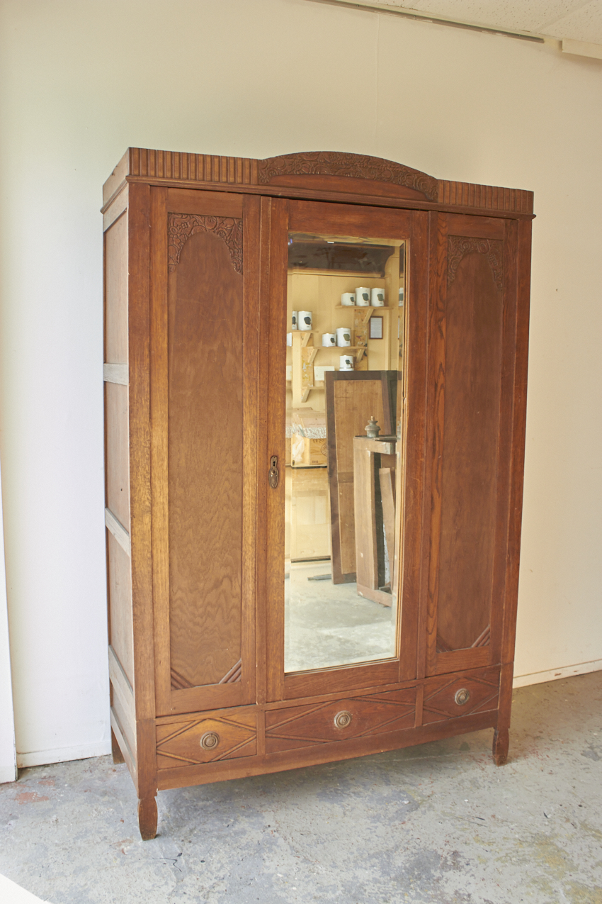 10933---Demontabele-kleding-kast-met-spiegel---Firma-Zoethout-02