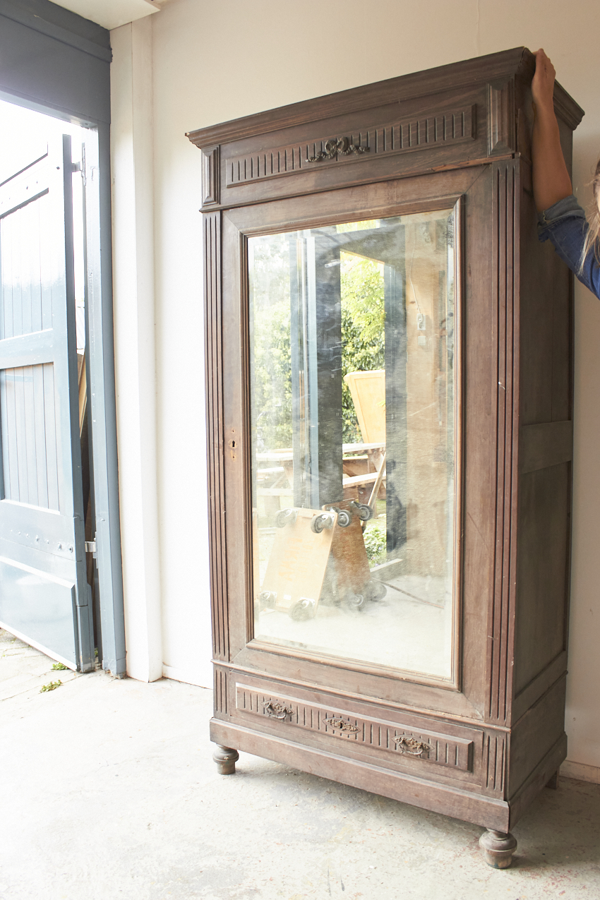 10945---Demontabele-kast-met-1-spiegeldeur---Firma-Zoethout-03