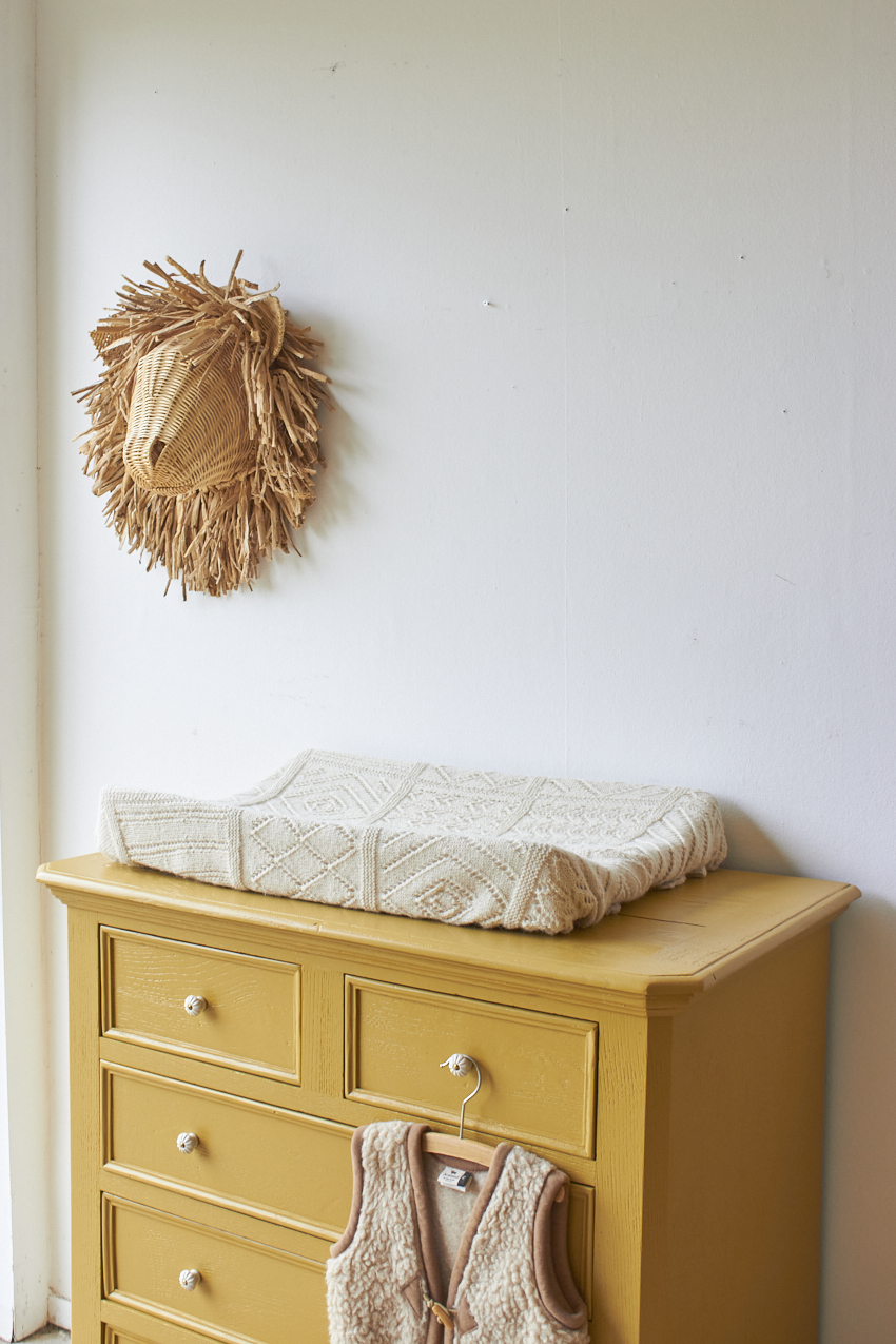 2559-1---Vintage-lade-commode-in-Saffraan-kleur---Firma-Zoethout-014