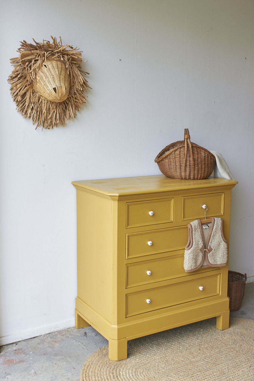 2559-1---Vintage-lade-commode-in-Saffraan-kleur---Firma-Zoethout-04