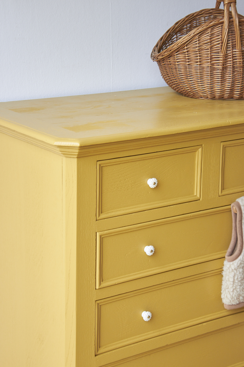 2559-1---Vintage-lade-commode-in-Saffraan-kleur---Firma-Zoethout-05