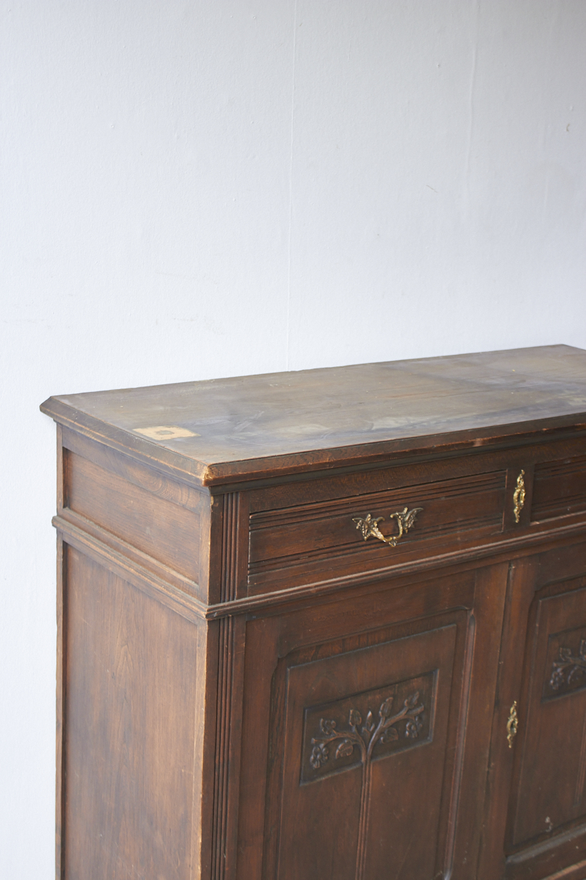 2575--klassieke-vintage-commode-met-houtsnijwerk-Firma-Zoethout--05