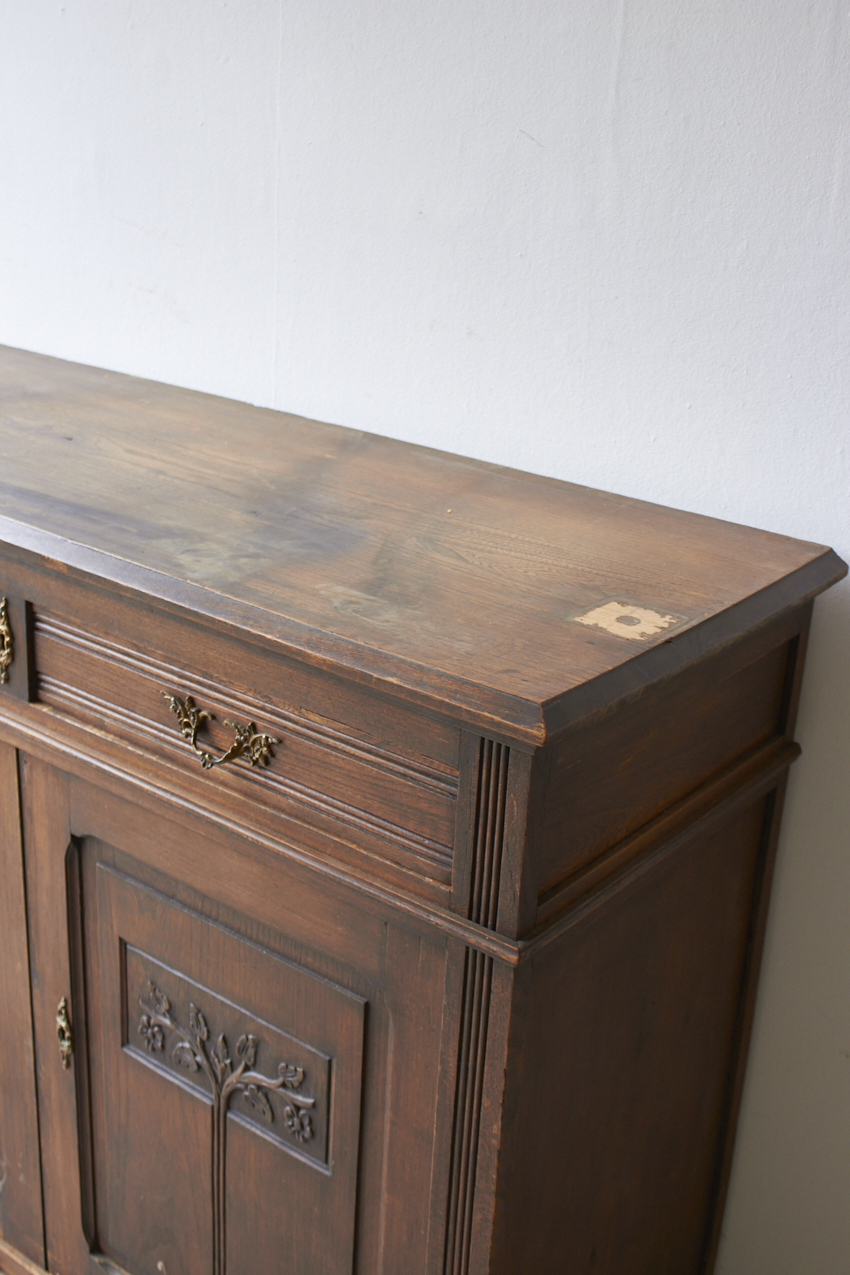 2575--klassieke-vintage-commode-met-houtsnijwerk-Firma-Zoethout--06