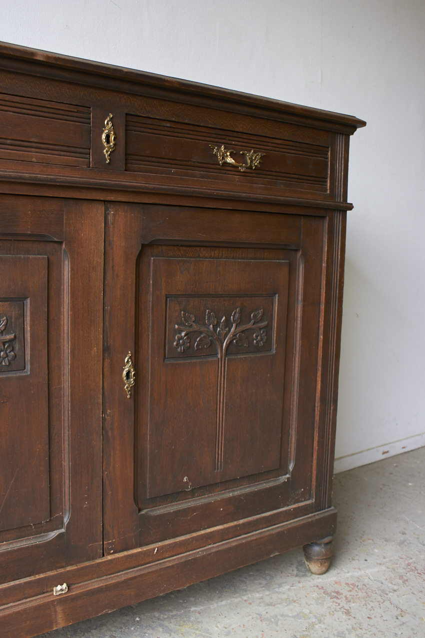 2575--klassieke-vintage-commode-met-houtsnijwerk-Firma-Zoethout--07