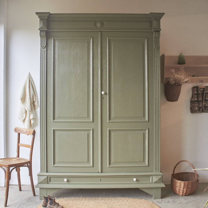 10847-1-Vintage-demontabele-houten-kast-in-Rozemarijn-kleur-kleur-Firma-Zoethout-00