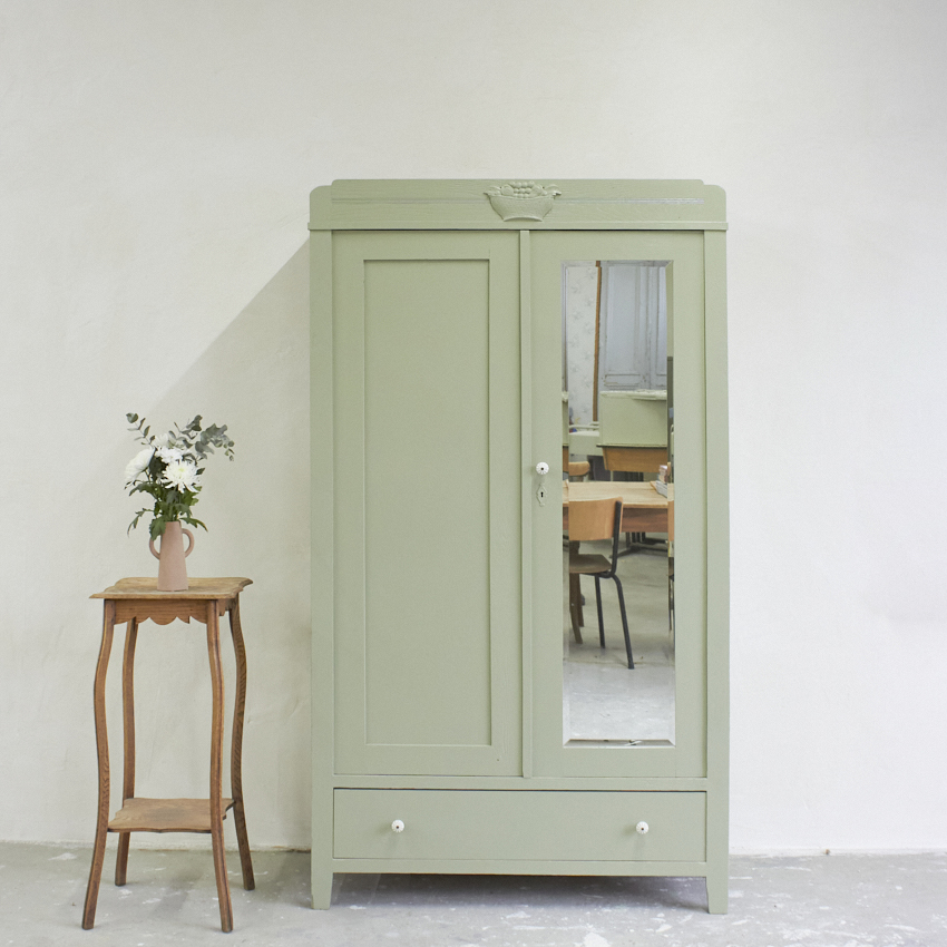 10943-1-Prachtige-houten-kast-in-Artisjok-kleur-Firma-Zoethout-00