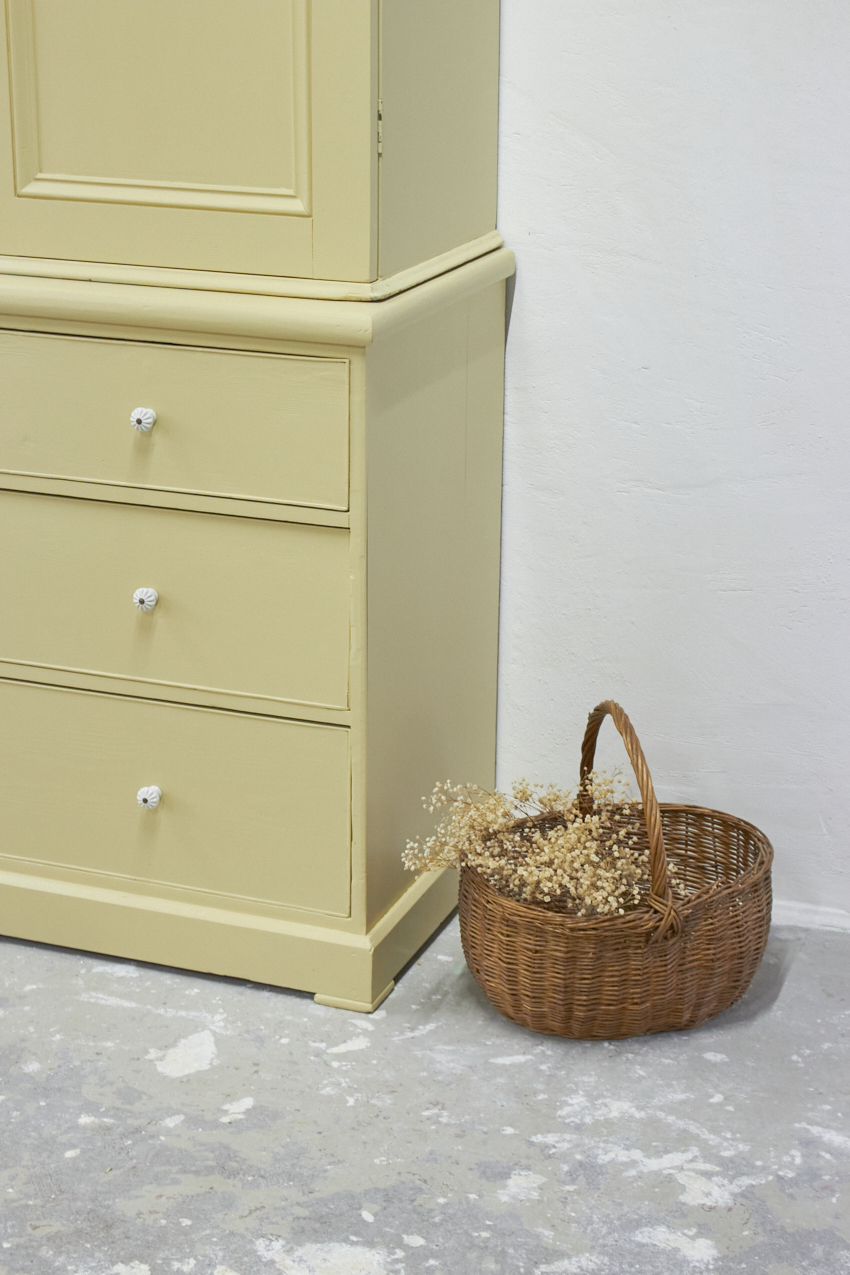 10947-1---Vintage-hoge-buffetkast-met-veel-lades---Firma-Zoethout-06