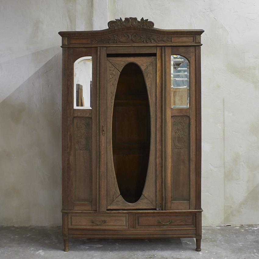 10957-Vintage-demontabele-sierlijke-kast-Firma-Zoethout