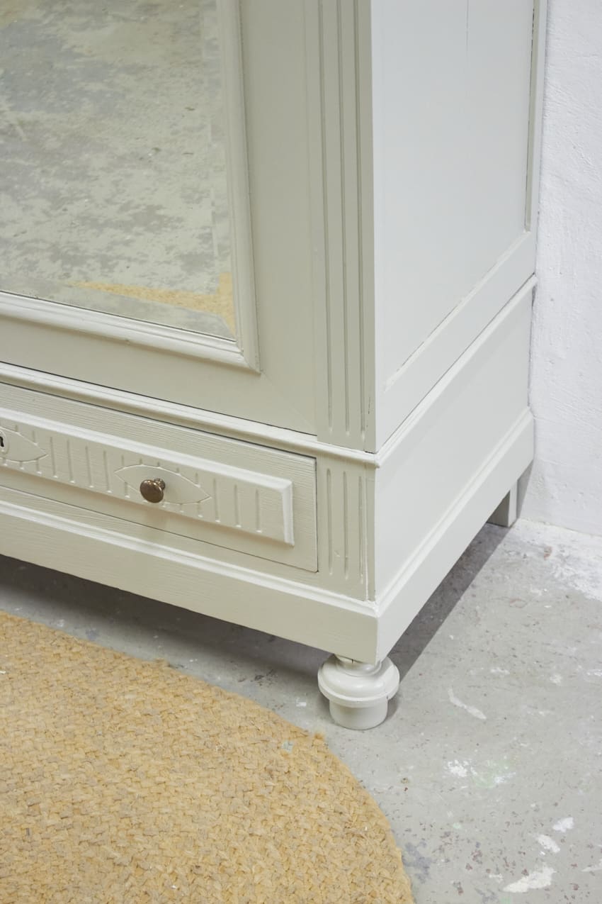 10945-1---vintage-eendeurs-spiegelkast-in-de-kleur-linnen---Firma-Zoethout-05