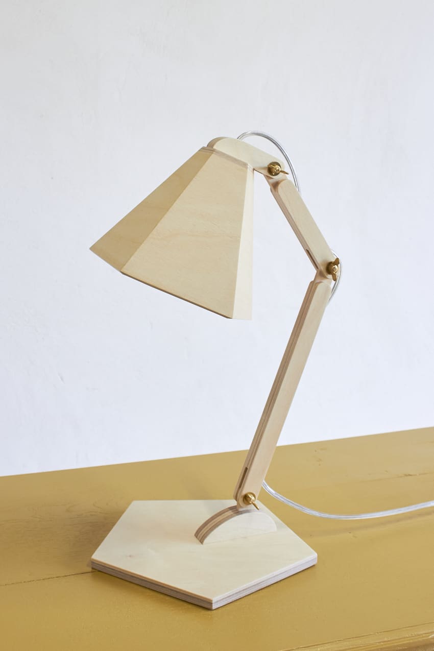 HW9122 - Houten tafellamp berkenhout 09