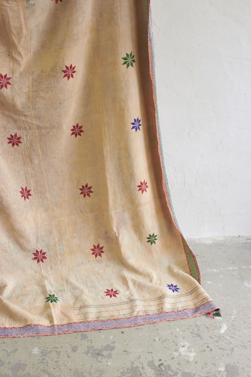 maj008---Grote-deken-kantha-fine-quilt---Firma-Zoethout-012