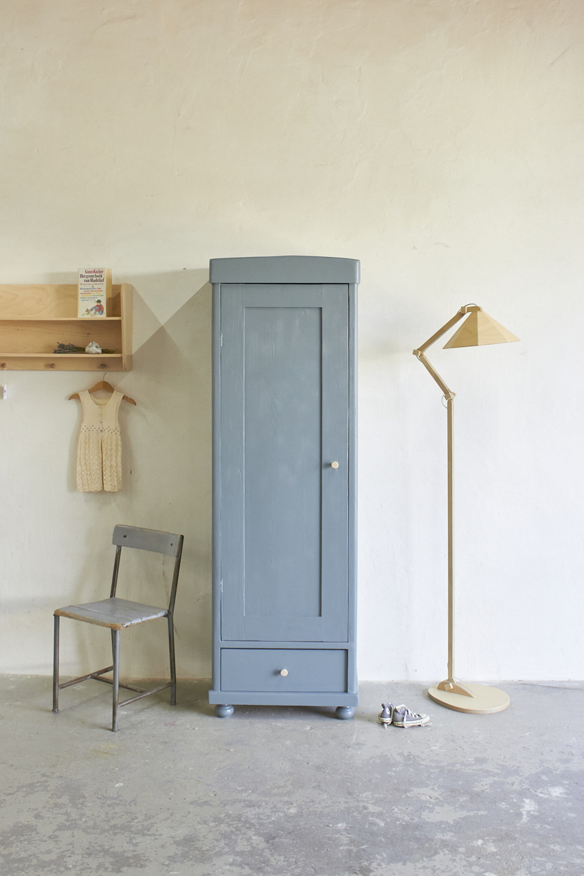 11016---vintage-meubel-in-Bron-kleur---Firma-Zoethout-01