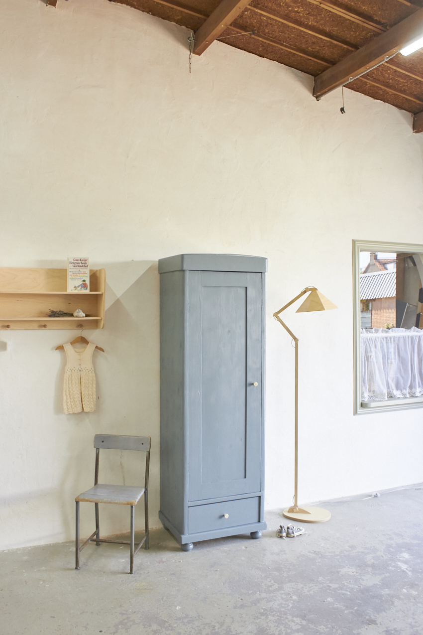 11016---vintage-meubel-in-Bron-kleur---Firma-Zoethout-08
