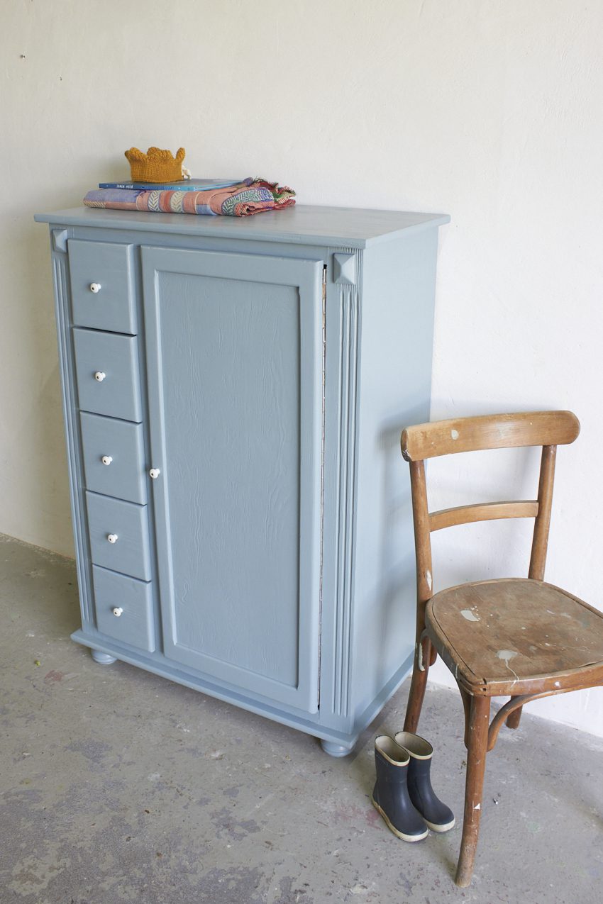 11011--Vintage-speelgoed-kastje-in-kust-kleur---Firma-Zoethout-02