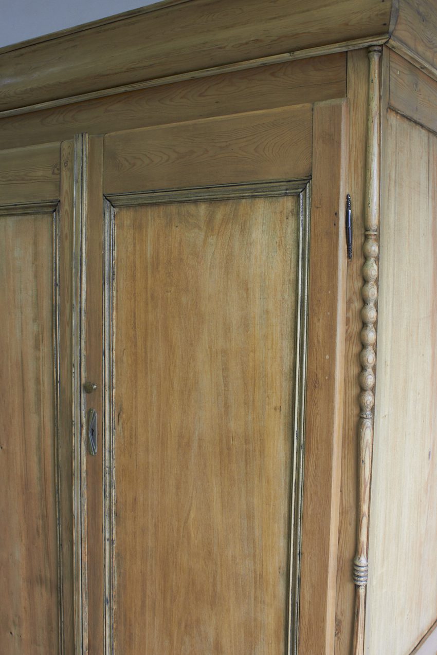 11031-1---Vintage-demontabele-kast-met-paneeldeuren---Firma-Zoethout-04