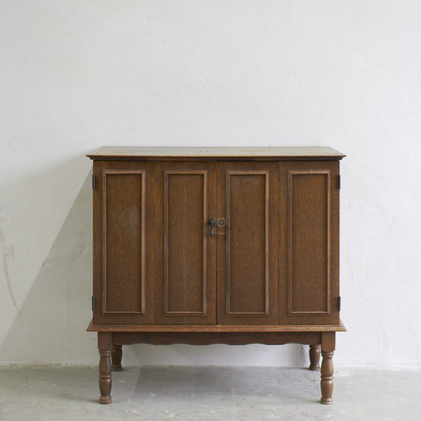 11047---Vintage-speelgoedkastje-of-commode---Firma-Zoethout-00