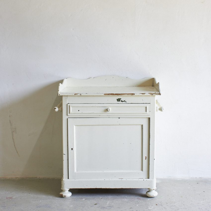 2606---Vintage-commode---Firma-Zoethout-00