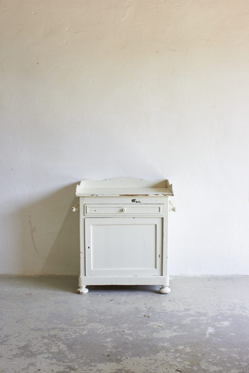 2606---Vintage-commode---Firma-Zoethout-01-