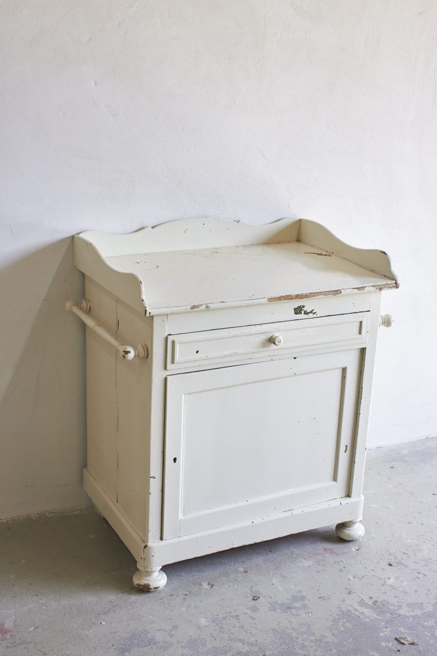 2606---Vintage-commode---Firma-Zoethout-02