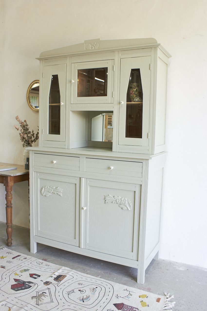 10975-1---Vintage-buffetkast-en-of-commode-in-Voorjaar-kleur---Firma-Zoethout-04