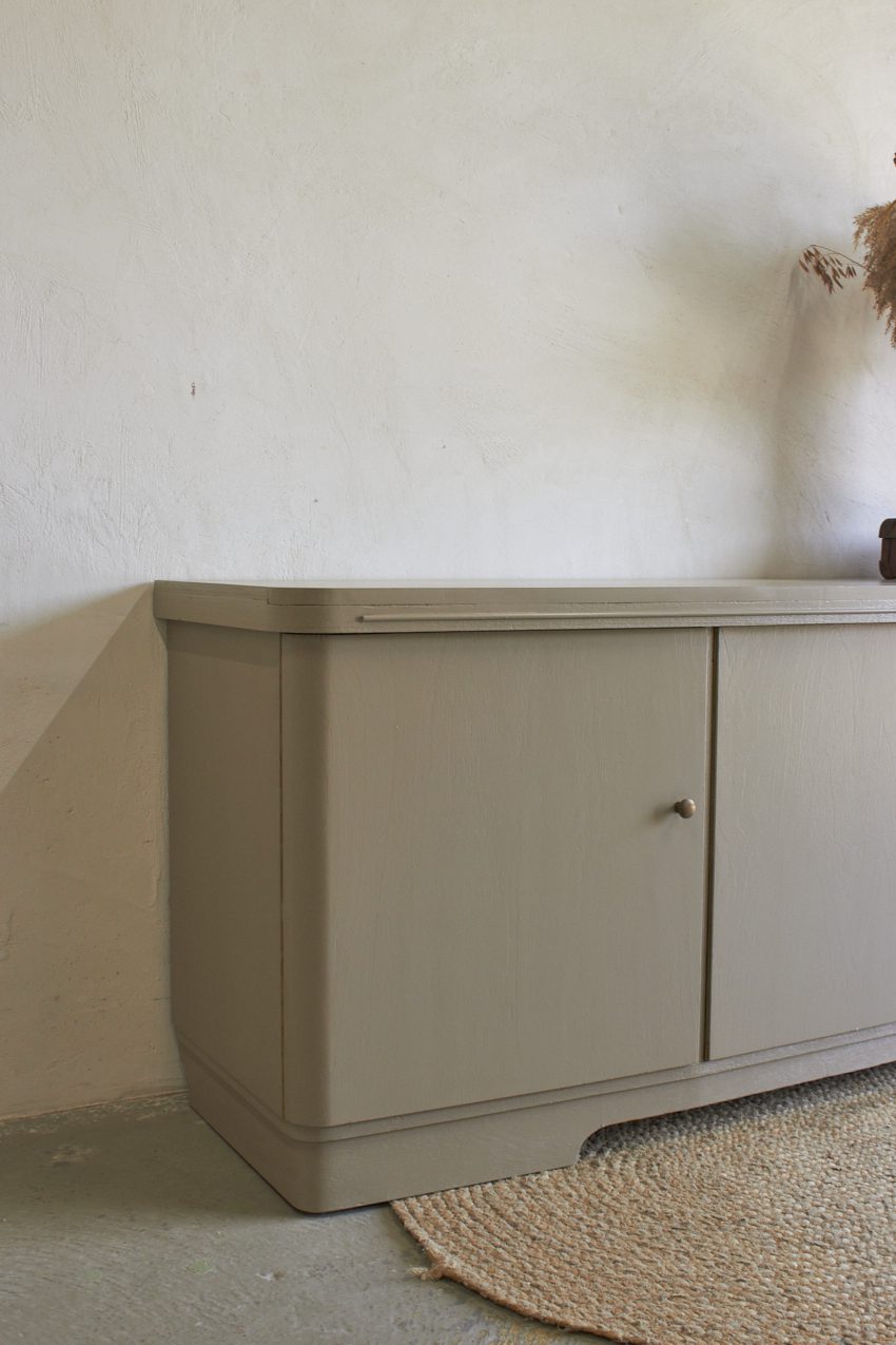 11038-1---Vintage-dressoir-in-Amandel-kleur---Firma-Zoethout-04