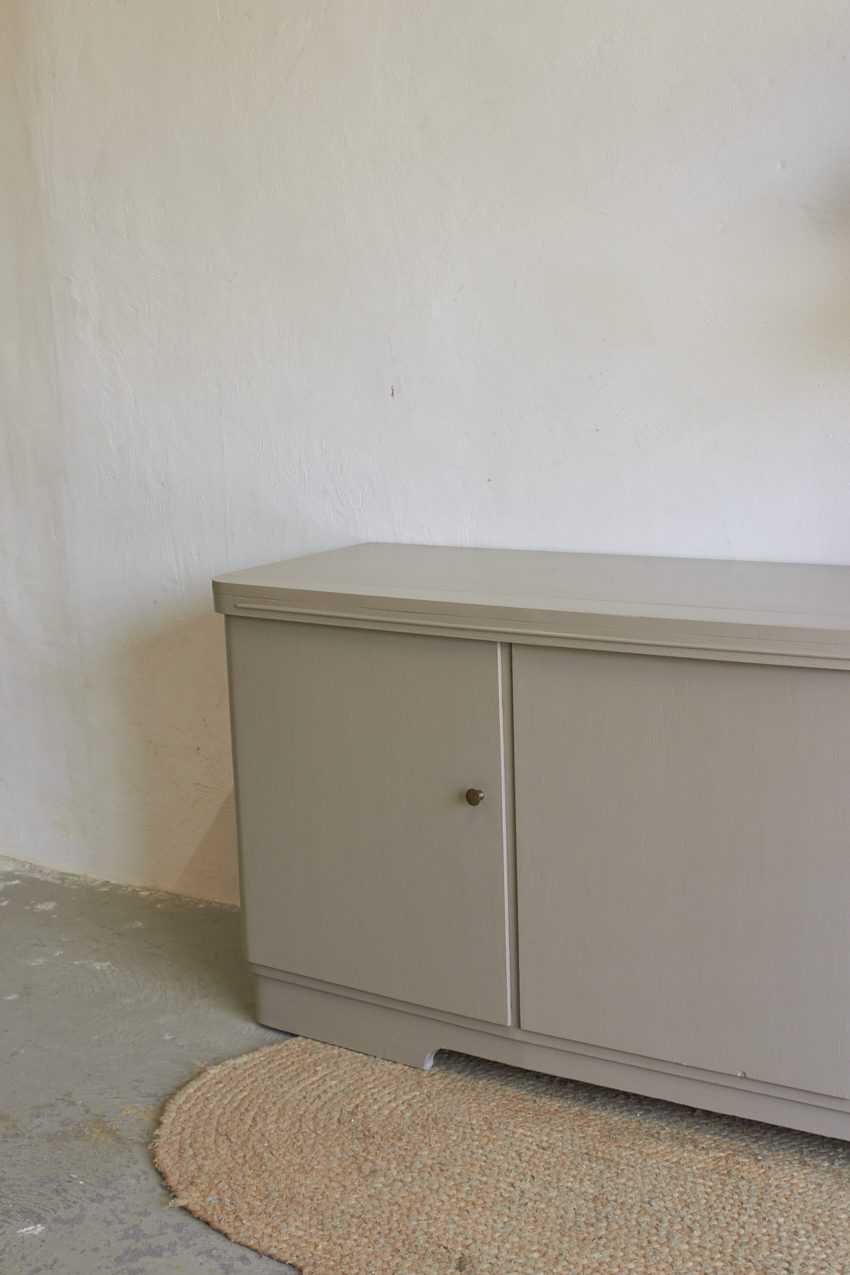 11038-1---Vintage-dressoir-in-Amandel-kleur---Firma-Zoethout-08